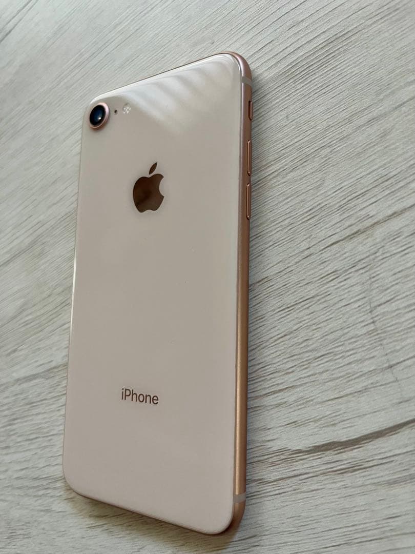 iPhone 8 64GB ピンクゴールド