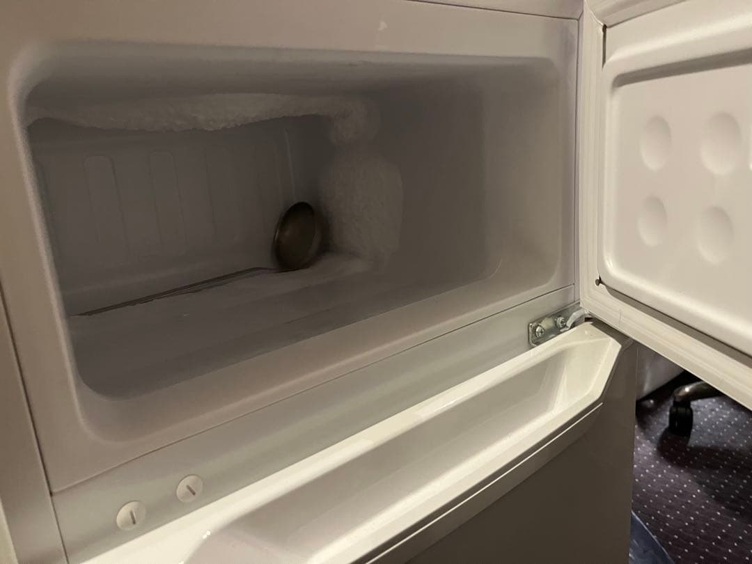 【5月4日発送】山善(YAMAZEN) 冷蔵庫 YFR-D91(W) 86L 白