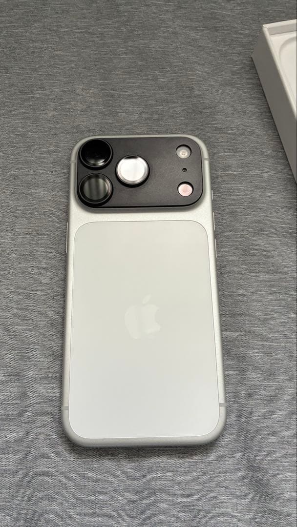 【匿名配送可】 iPhone17Pro 256GB シルバー　本体