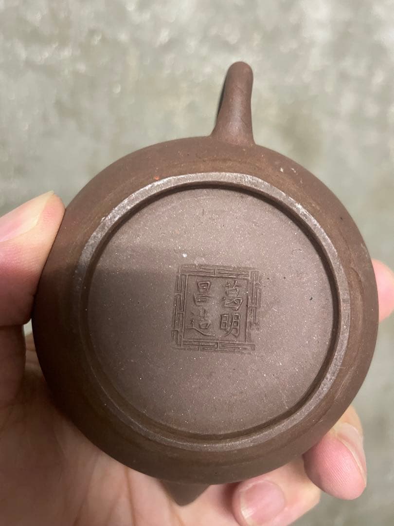 急須　紫砂　中国　古玩　宜興　赤泥　曷明昌　古美術　骨董