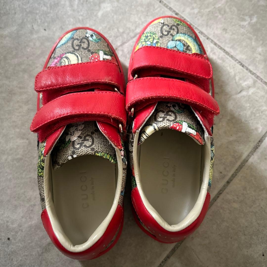 GUCCI キッズスニーカー　ヒグチユウコ