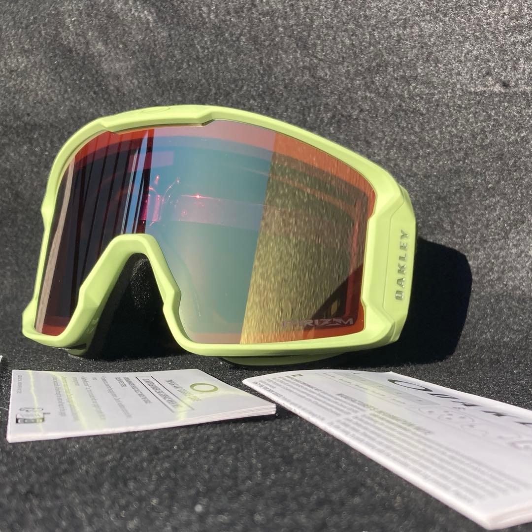 新品未使用　オークリーゴーグル　オークリースノーゴーグル　ラインマイナーM