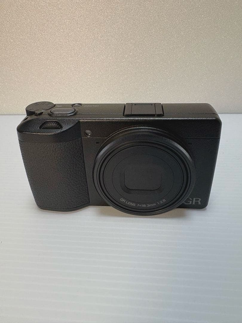 RICOH GR Ⅲ HDF デジタルカメラ　美品