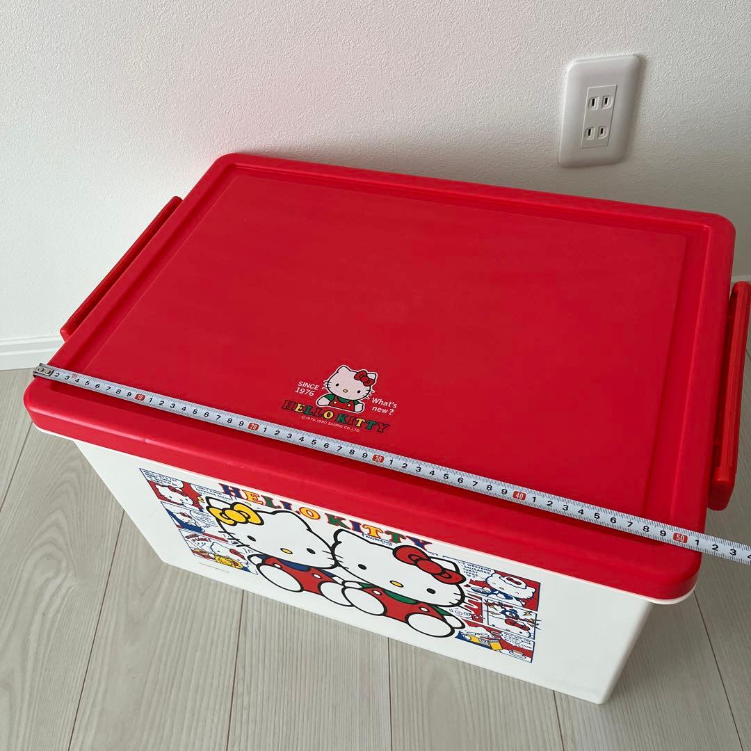 ハローキティ　天馬衣装ケース