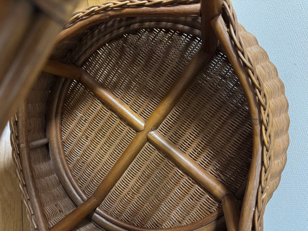 ラタンテーブル 円形 ガラス天板 籐家具