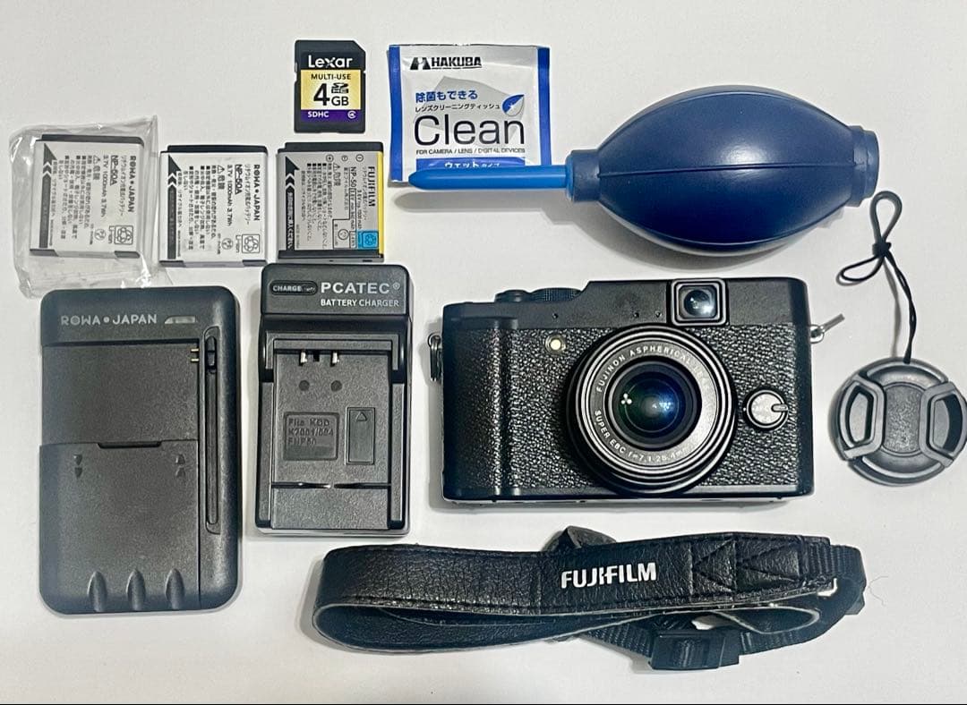 富士フィルムFUJIFILM X10 コンパクトデジタルカメラブラック【美品】