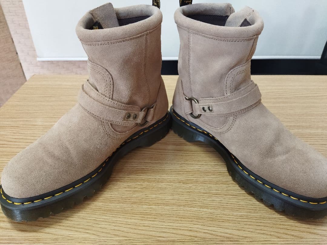 紺*野様 Dr. Martens ベージュ スエード ワークブーツ　アンクルブー