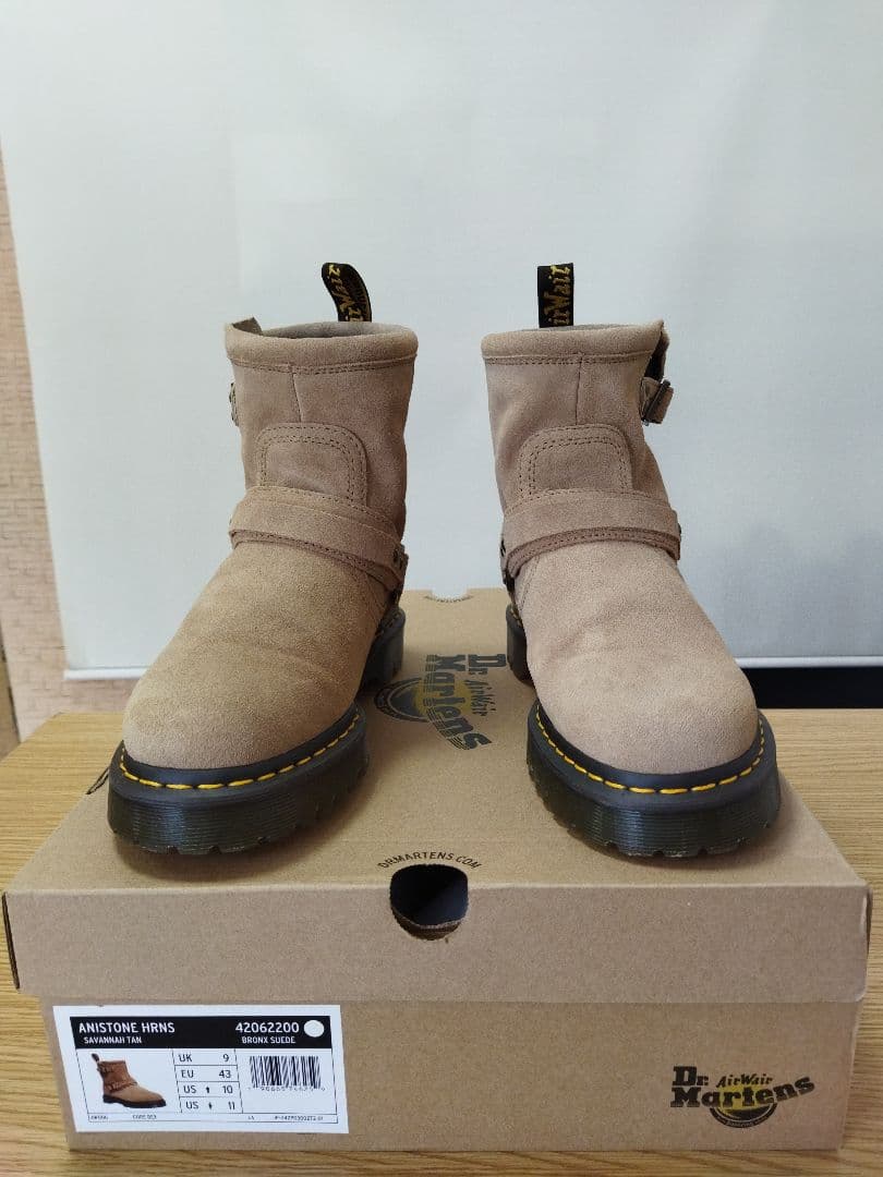 紺*野様 Dr. Martens ベージュ スエード ワークブーツ　アンクルブー