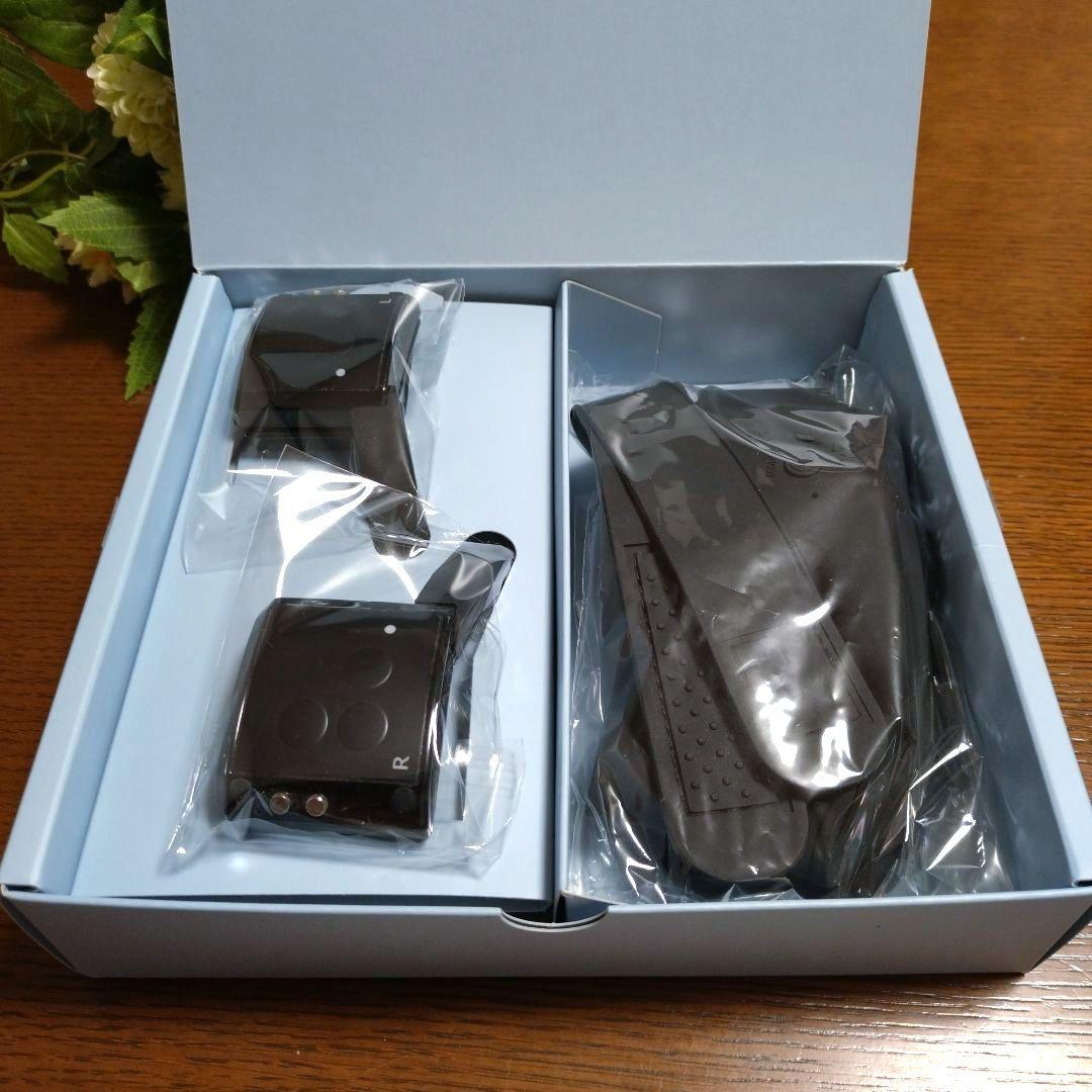 ★ヤーマン ウェアラブルEMS美顔器★メディリフトアイブラック EPE-10BB