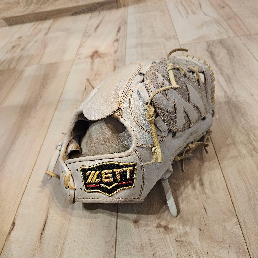 ZETT　プロステイタス　軟式　投手用