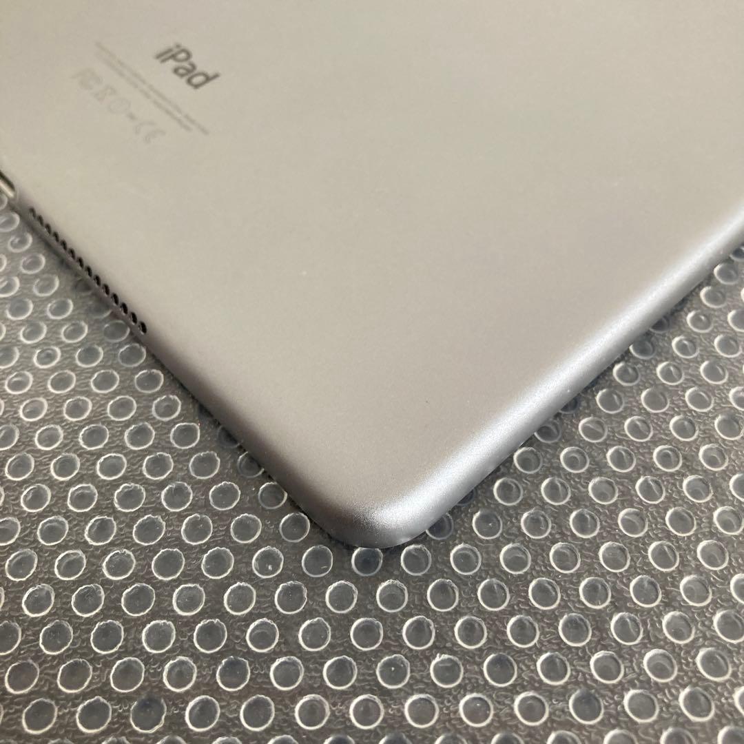 3934【早い者勝ち】美品☆iPadAir2第2世代128GB WIFIモデル☆
