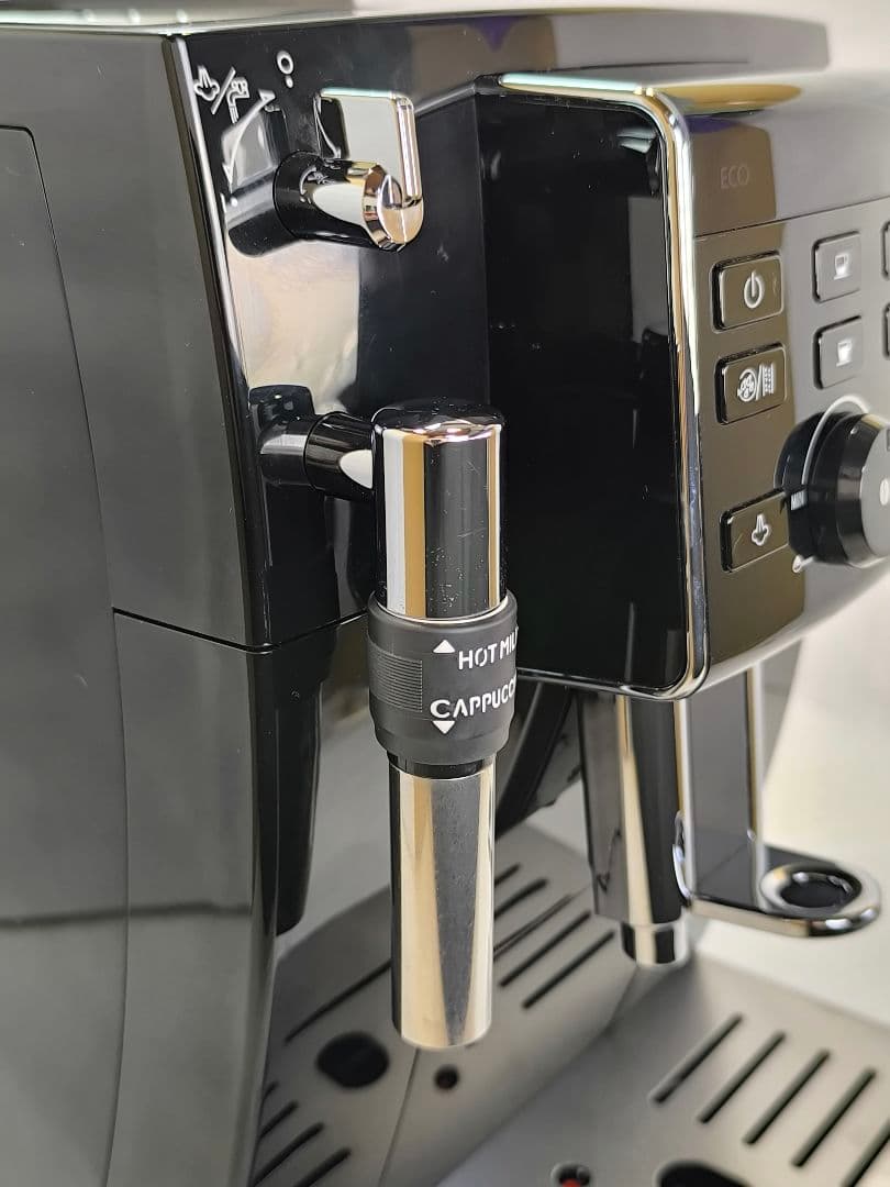 デロンギマグニフィカS コンパクト全自動コーヒーマシン ECAM23120B 4