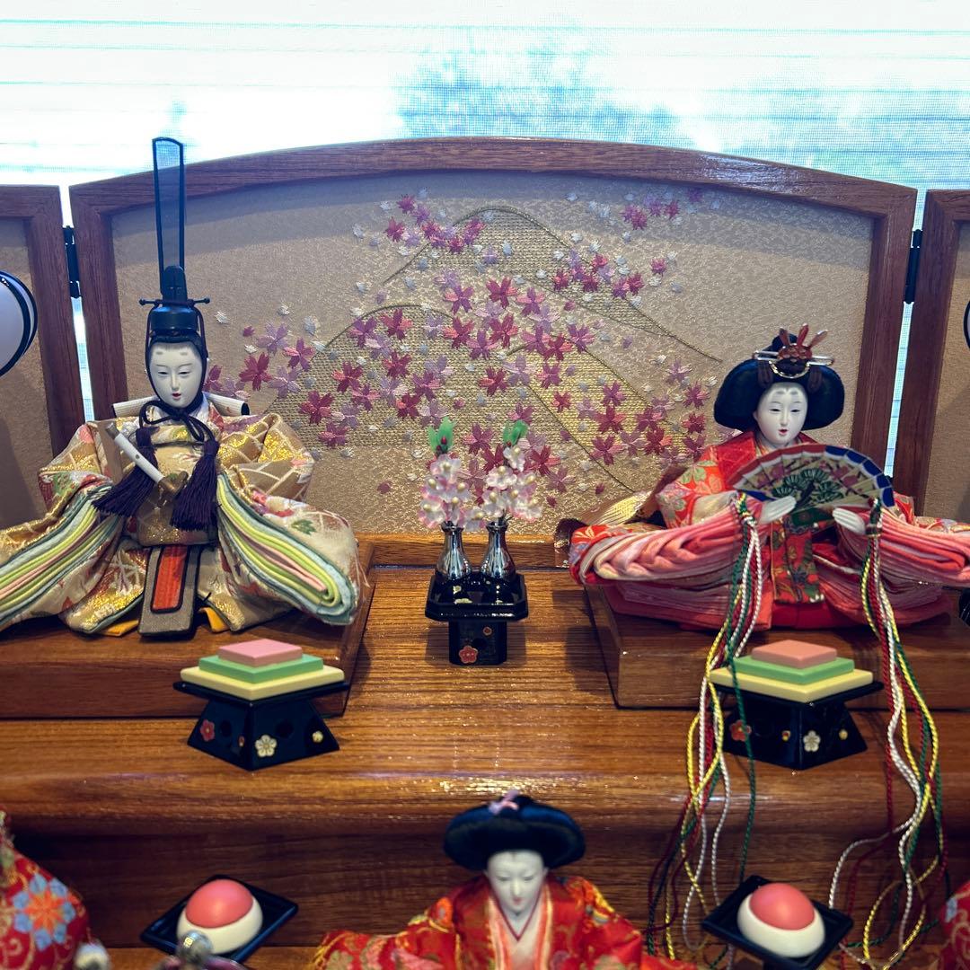 【まろん】 雛人形三段飾り一式　名入れオルゴール　お供え台 説明書付き