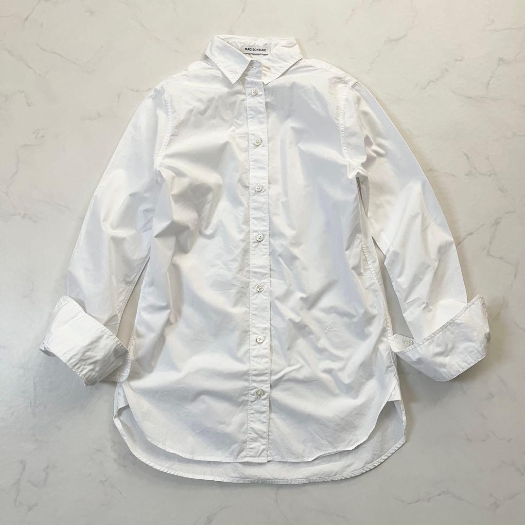 希少02サイズ　マディソンブルー マダムシャツ　B刺繍　ホワイト
