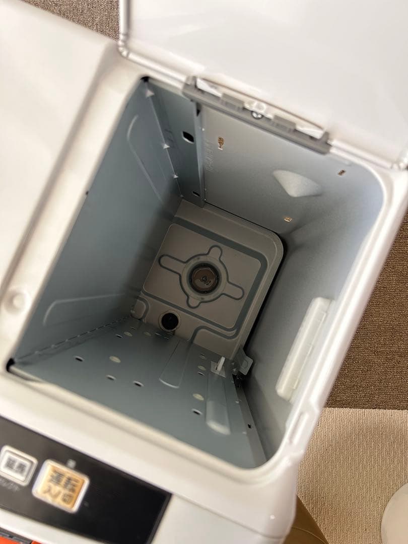 石油ファンヒーター 2019年製CORONA コロナ 取説付き