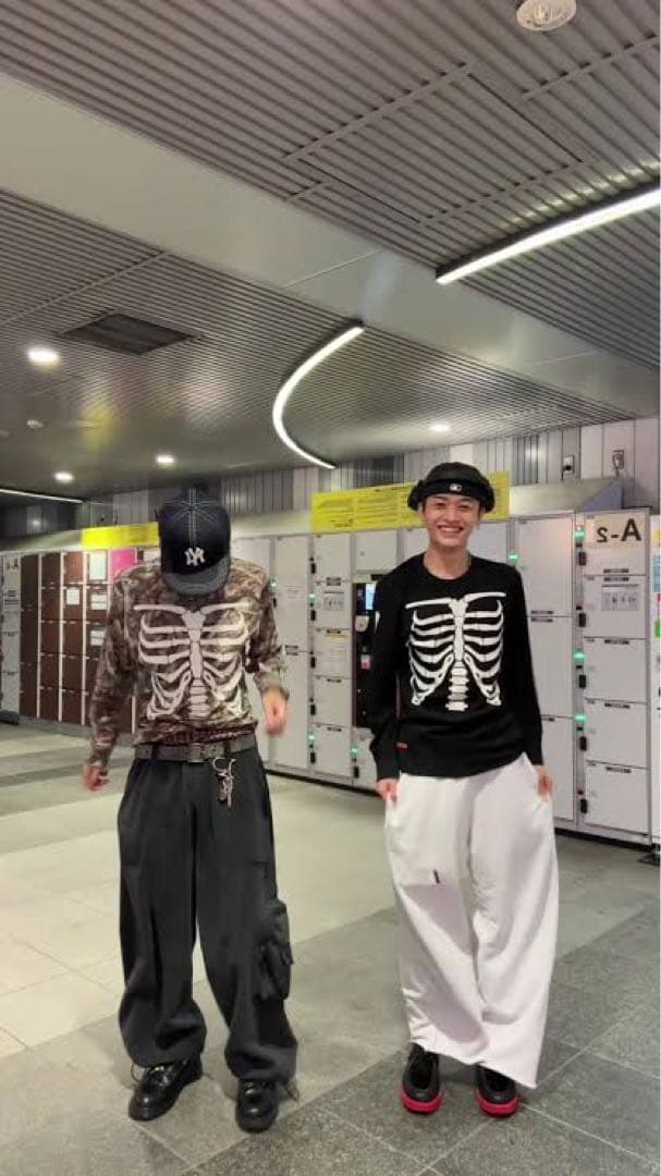 supreme 骨サーマル　黒M