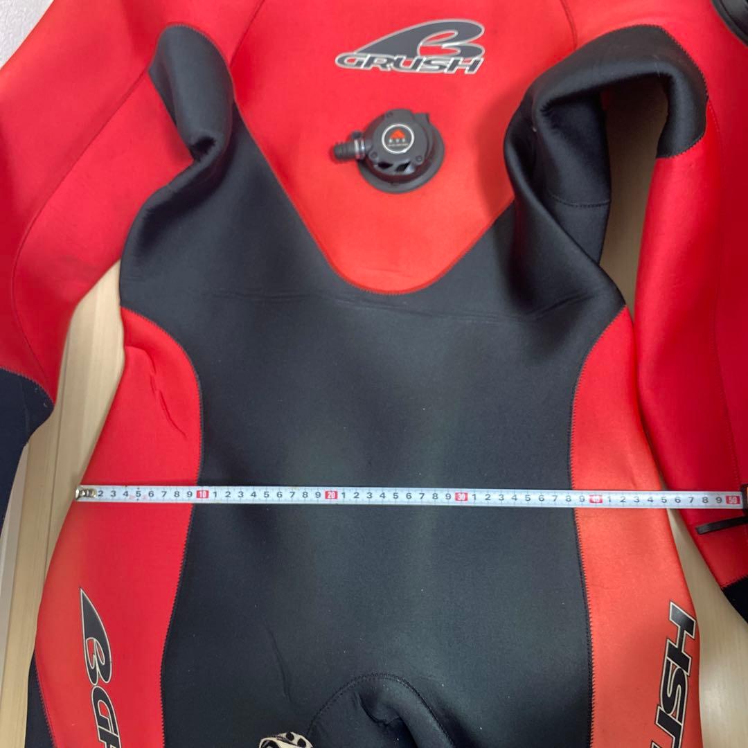 赤色　Lサイズ　ドライスーツ