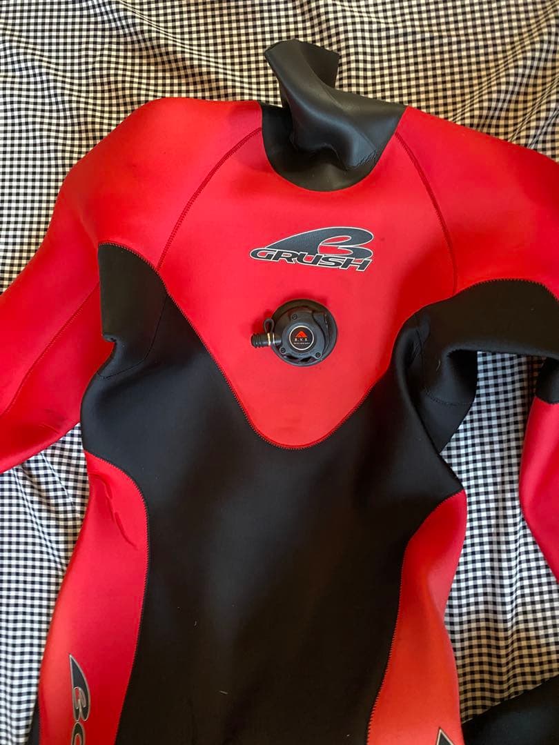 赤色　Lサイズ　ドライスーツ