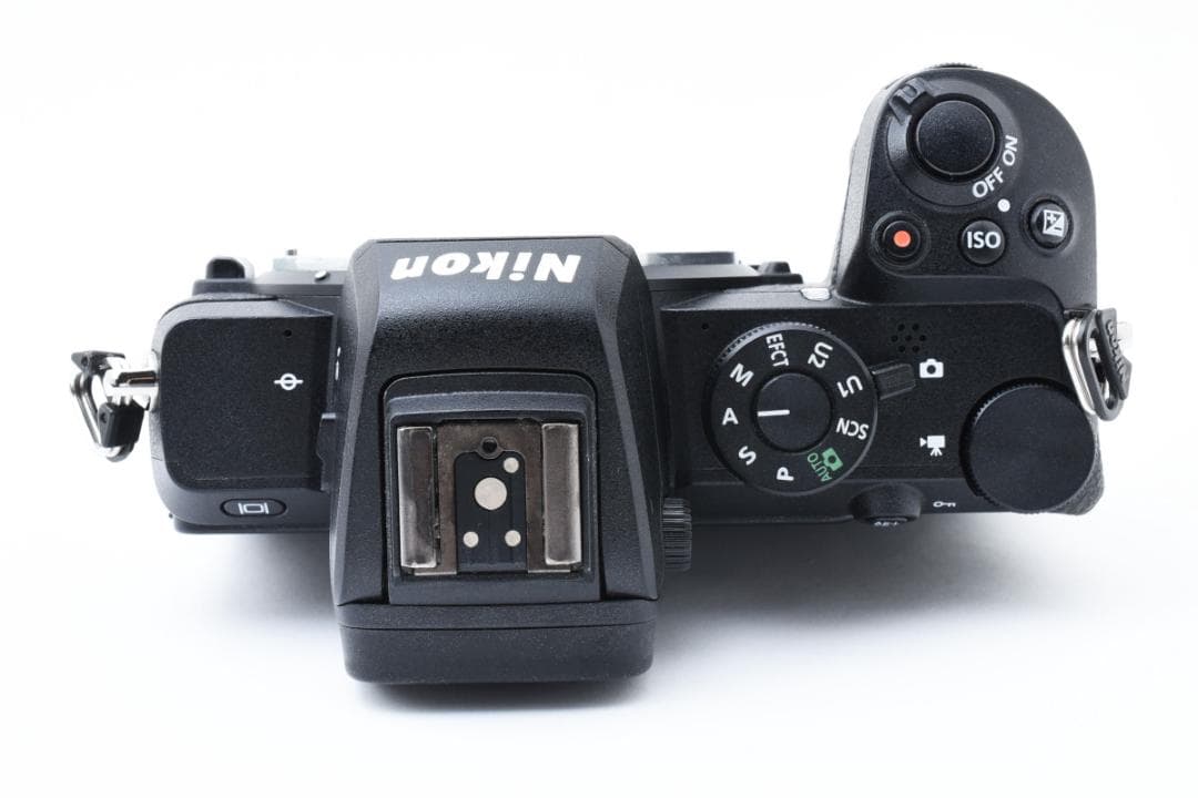 Nikon ニコン Z50 ボディ ショット数2,651 元箱 付属品 取説