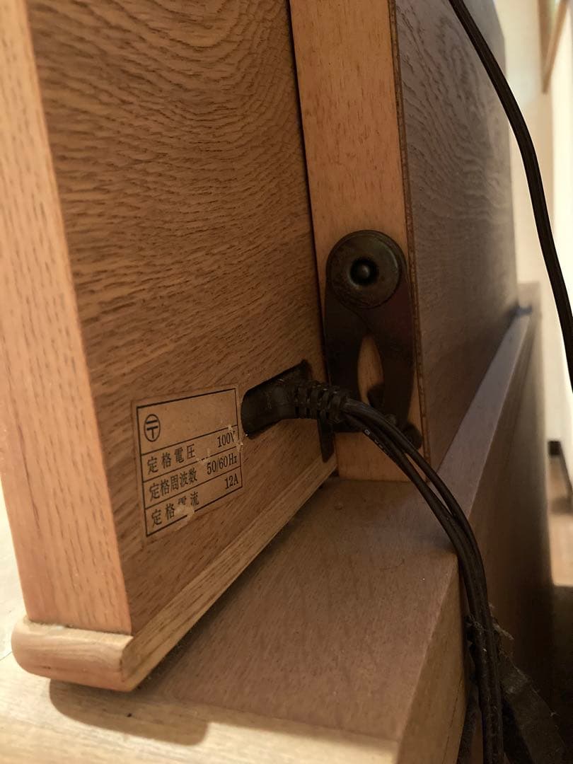 ナチュラルウッド ドレッサー　波型ミラー　引出し全面桐　鏡の幅123㎝