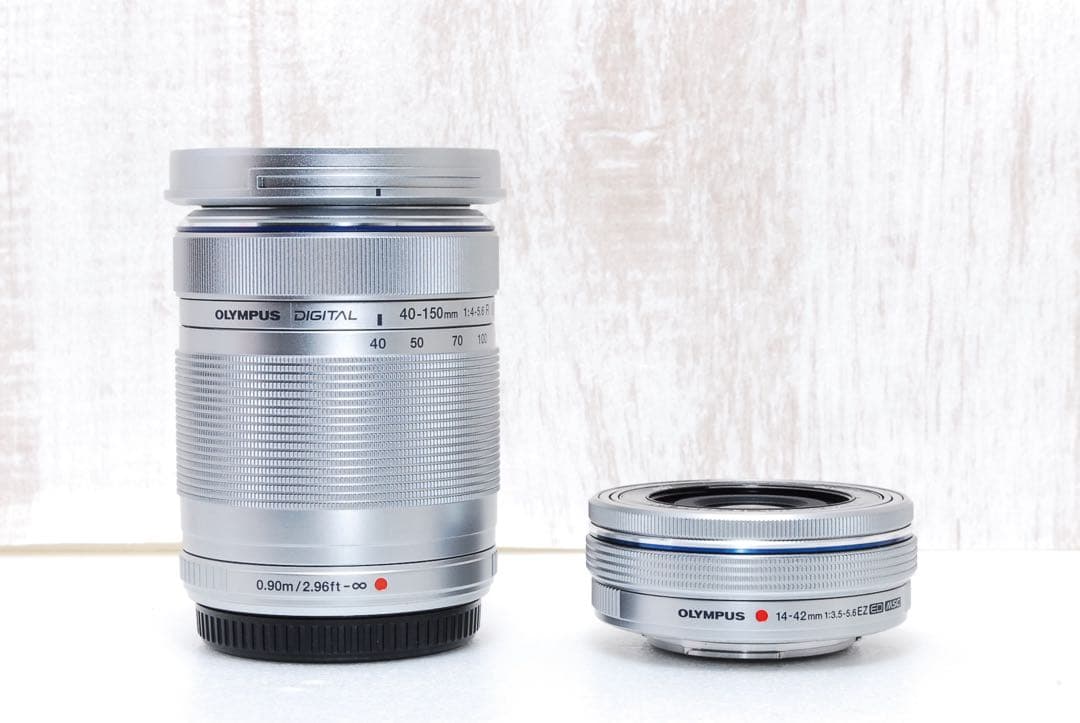 ❤️美品❤️箱付❤️ショット数僅か❤️ OLYMPUS E-PL10 ダブルレンズ