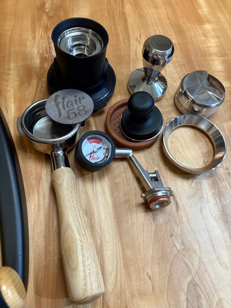 手動エスプレッソマシン Flair 58：希望でNano Foamerなど付属