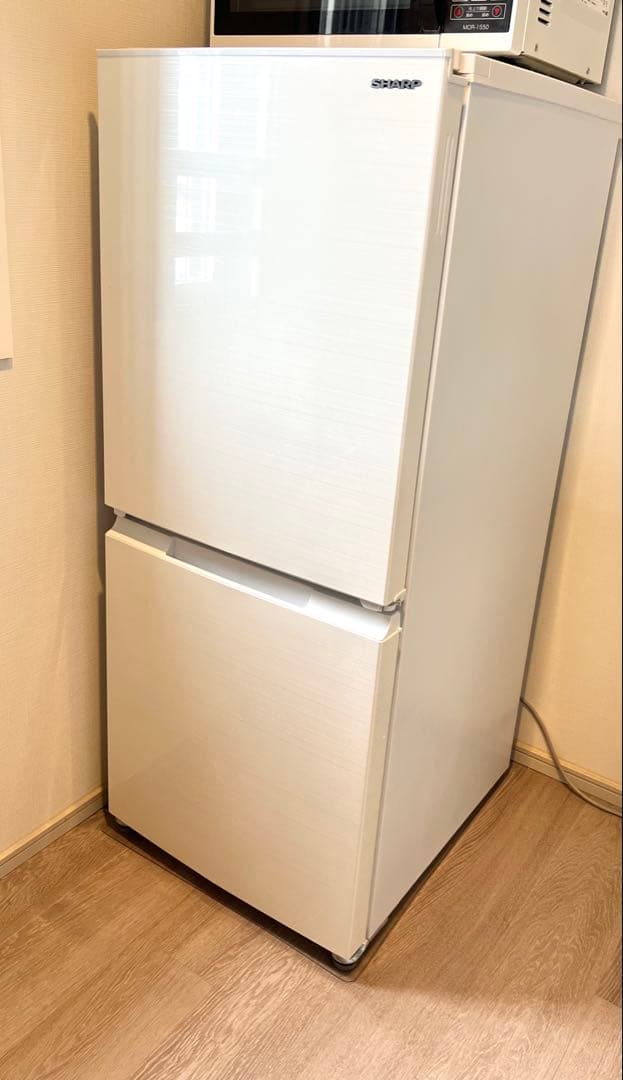 SHARP シャープ 両開き冷蔵庫152L (2022年製SJD15HW)