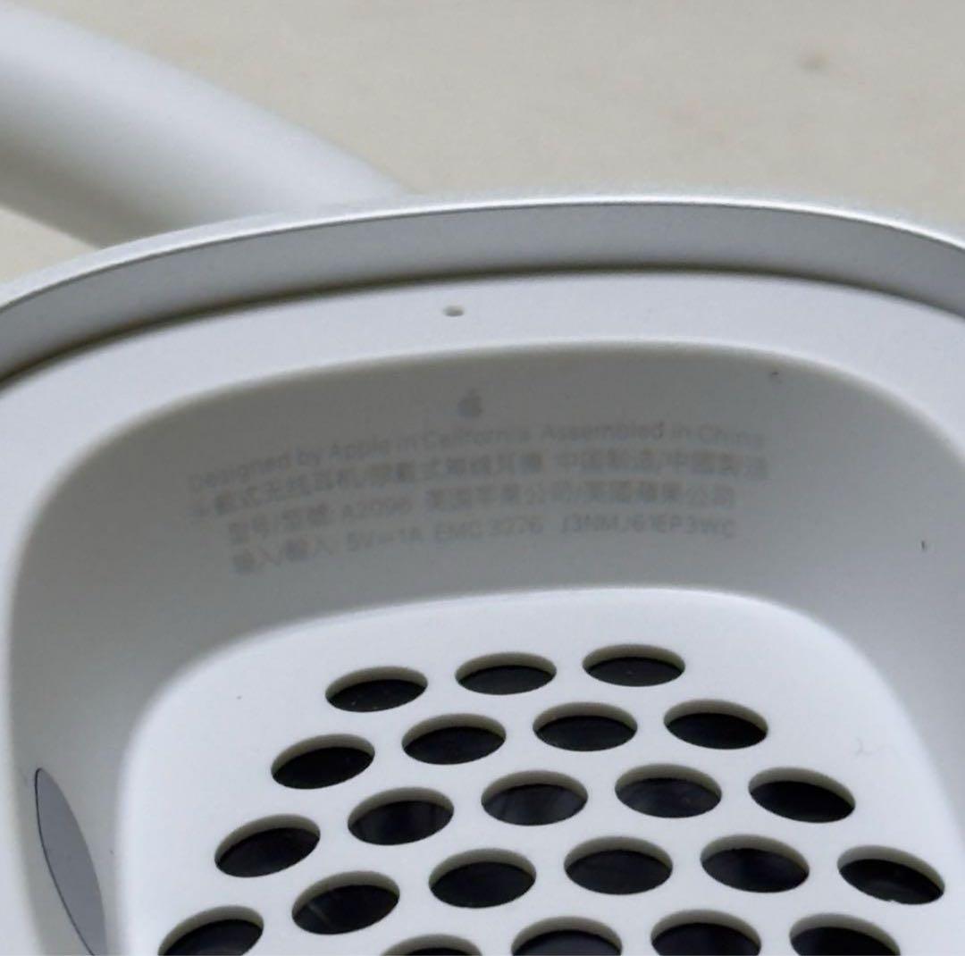 美品Apple AirPods Max シルバー 2025年5月末まで保証あり