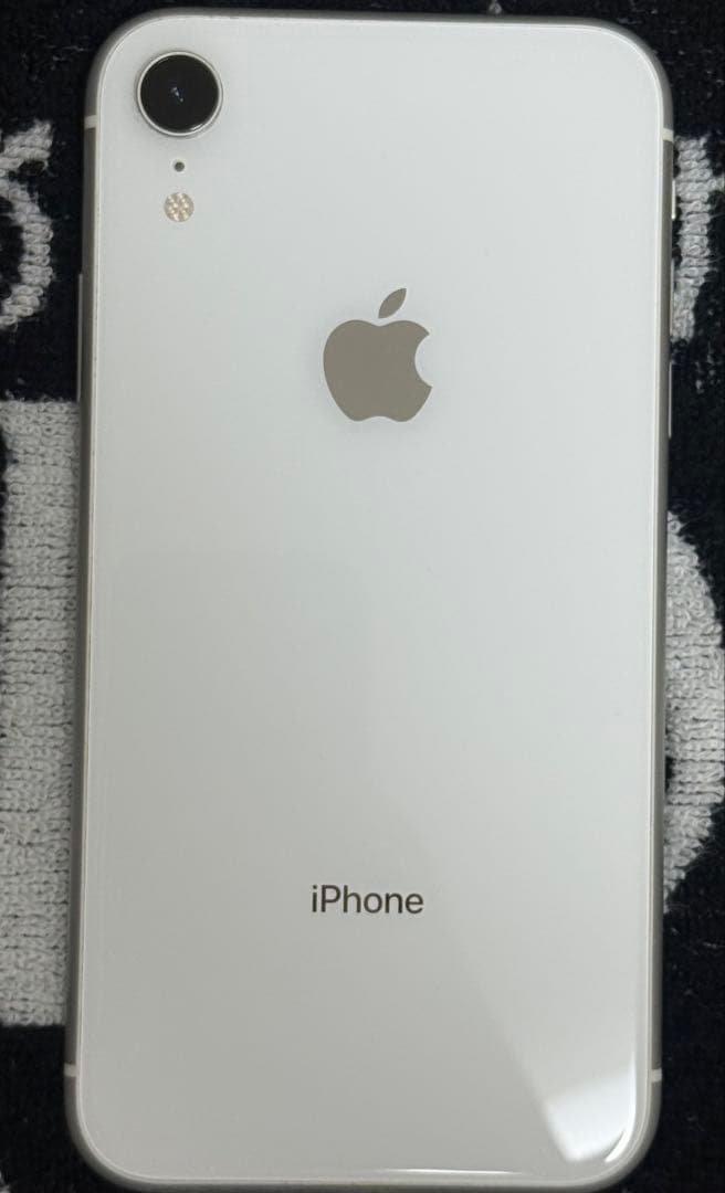 iPhone XR ホワイト 本体