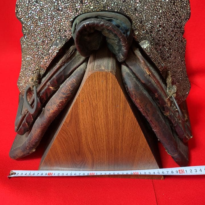 馬具　鎧　馬術　床の間　馬好き　骨董品　博物館　美術館　螺鈿細工　貝細工馬の鞍