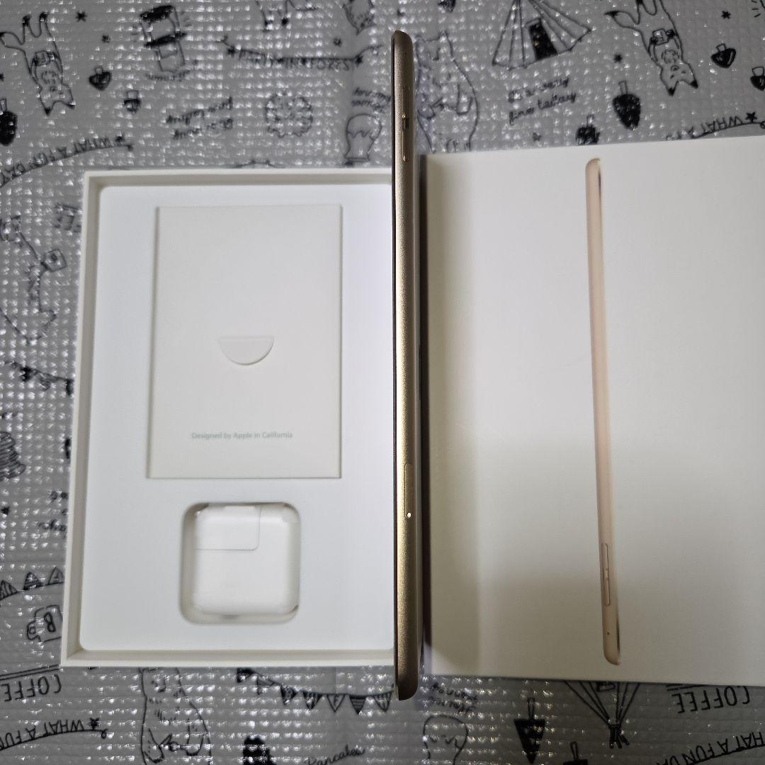 【*極美品*】iPad mini4 セルラー 128GB ゴールド 本体 付属品