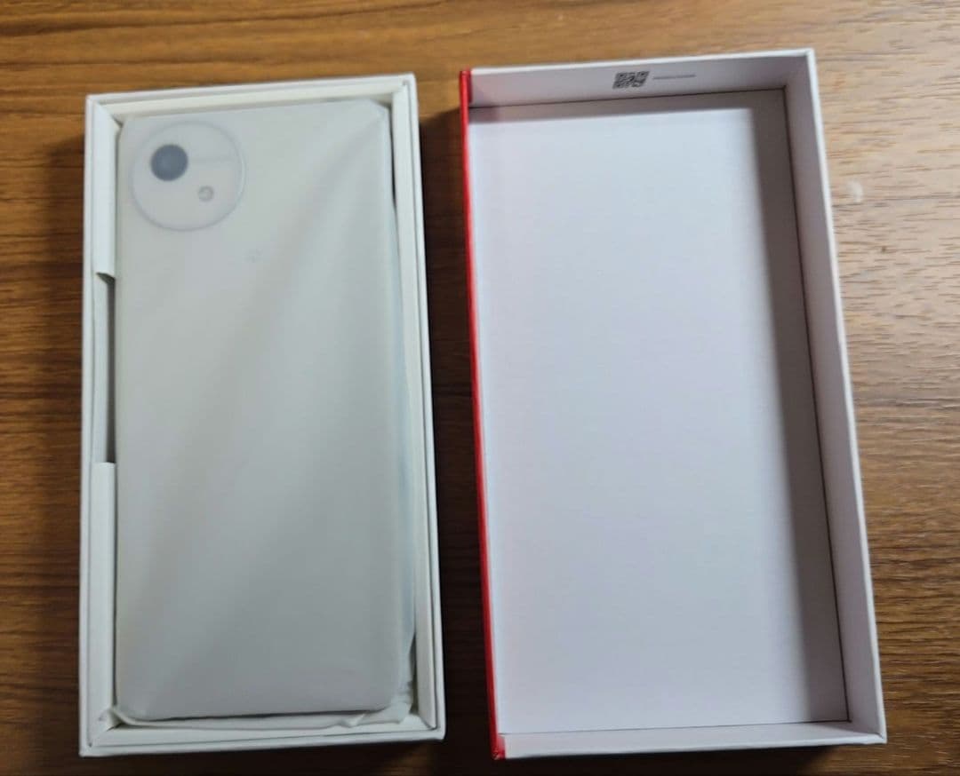 【2台】AQUOS wish 5 本体　ミソラ＆ユキ　新品未開封　docomo版