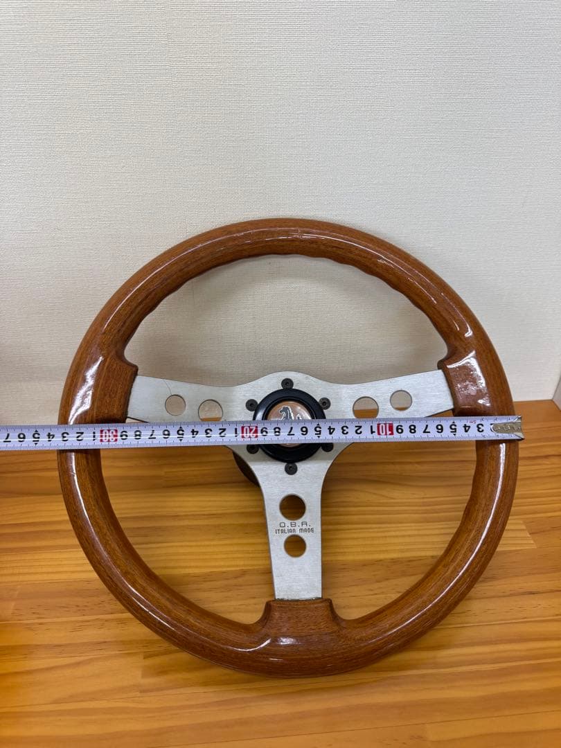 Ｏ.Ｂ.Ａ.イタリア製 ウッドステアリング３４センチ小径