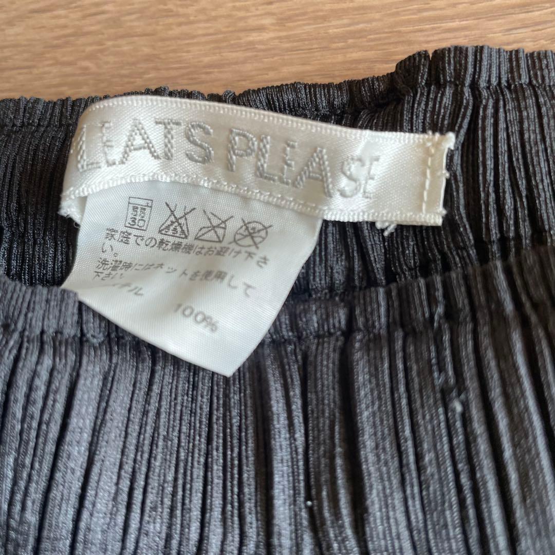 イッセイミヤケ　PLEATS PLEASE ブラック ガウチョパンツ　サイズ3