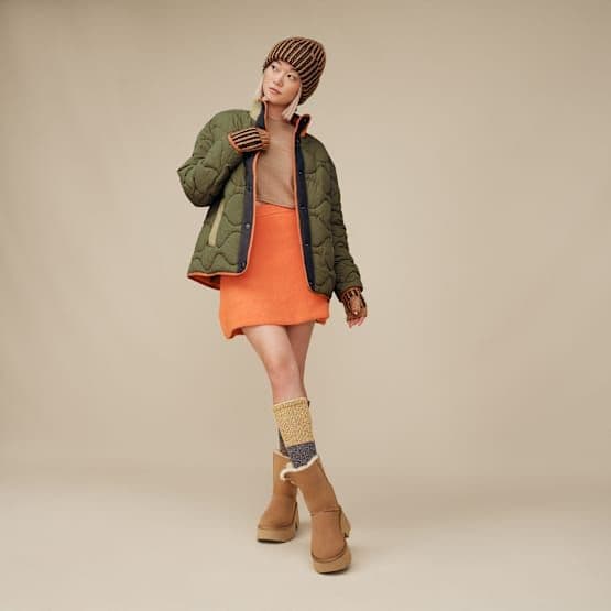 サイズ 23(6) 今季新品　UGGブーツ