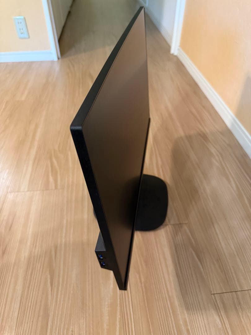 美品　27インチ スピーカー内蔵 2020年モデル