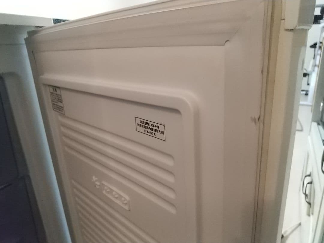 アイリスオーヤマ ノンフロン冷凍庫 IUSD-6A 60L J0775