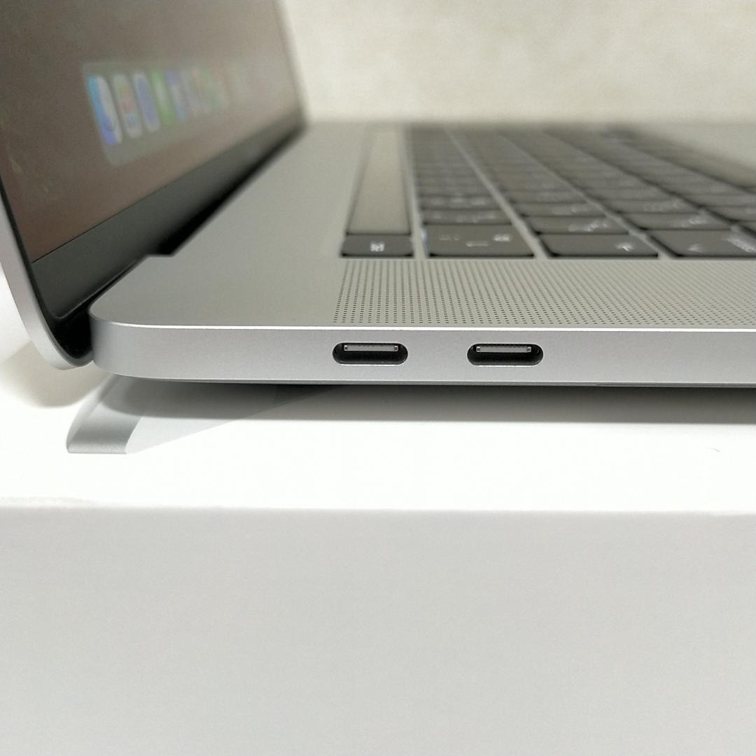 超美品 64GBメモリ/Core i9搭載 16インチ MacBook Pro☆