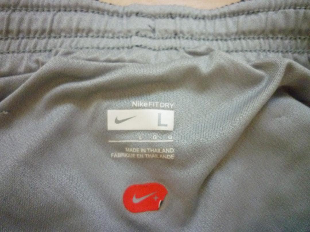 NIKE ランニングシャツ・パンツ2点＋パンツ1点 M・L 上下