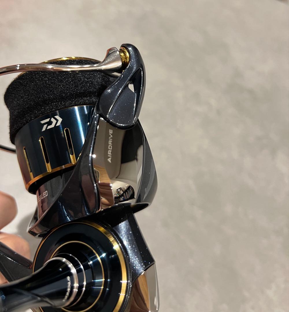 特価！　早い者勝ち！！極美品！！！ダイワ　23ソルティガ 6000-H