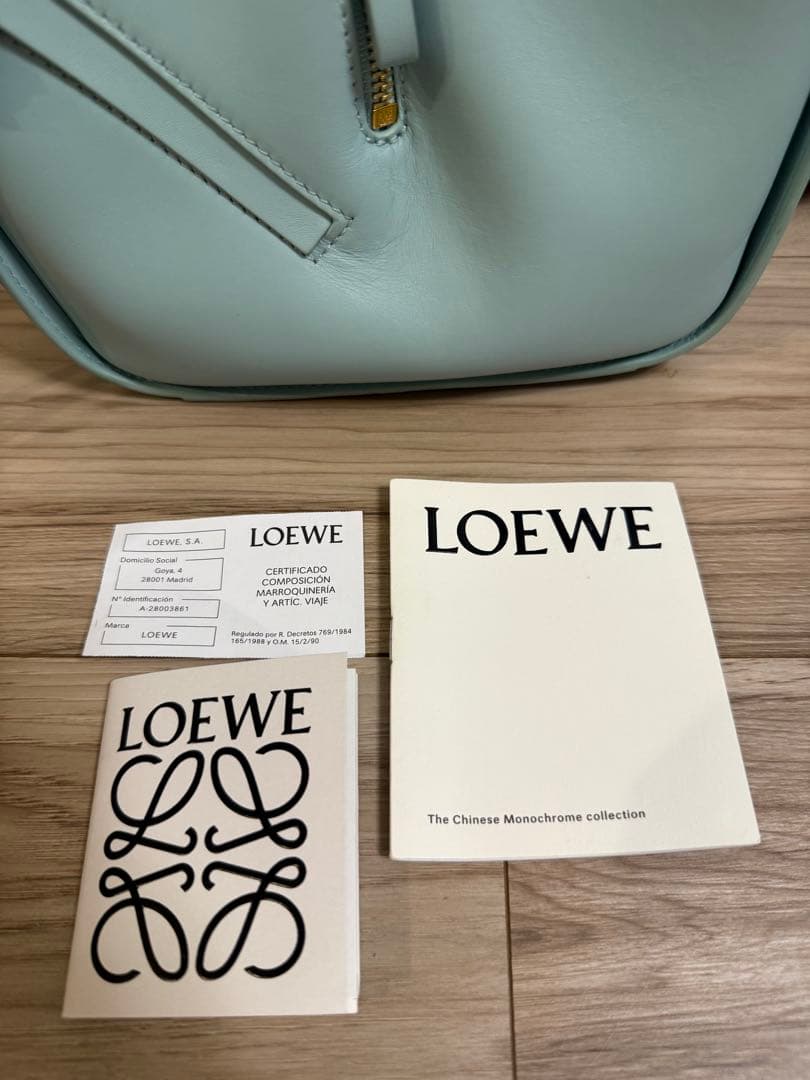 ロエベ　LOEWE ハンモックコンパクト 2wayショルダー　カーフレザー