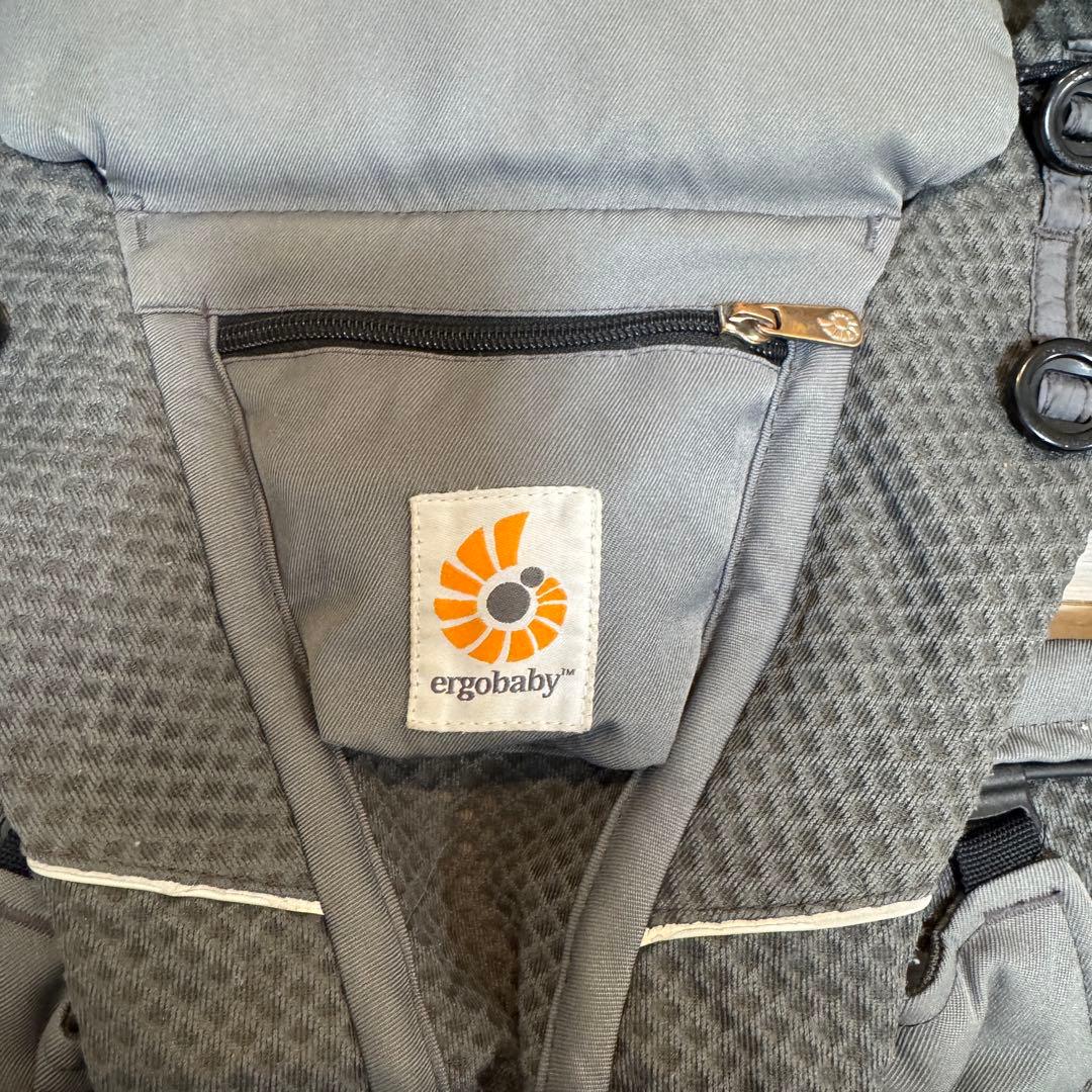 【あゆみ】ergobaby 抱っこ紐 オムニブリーズ グレー