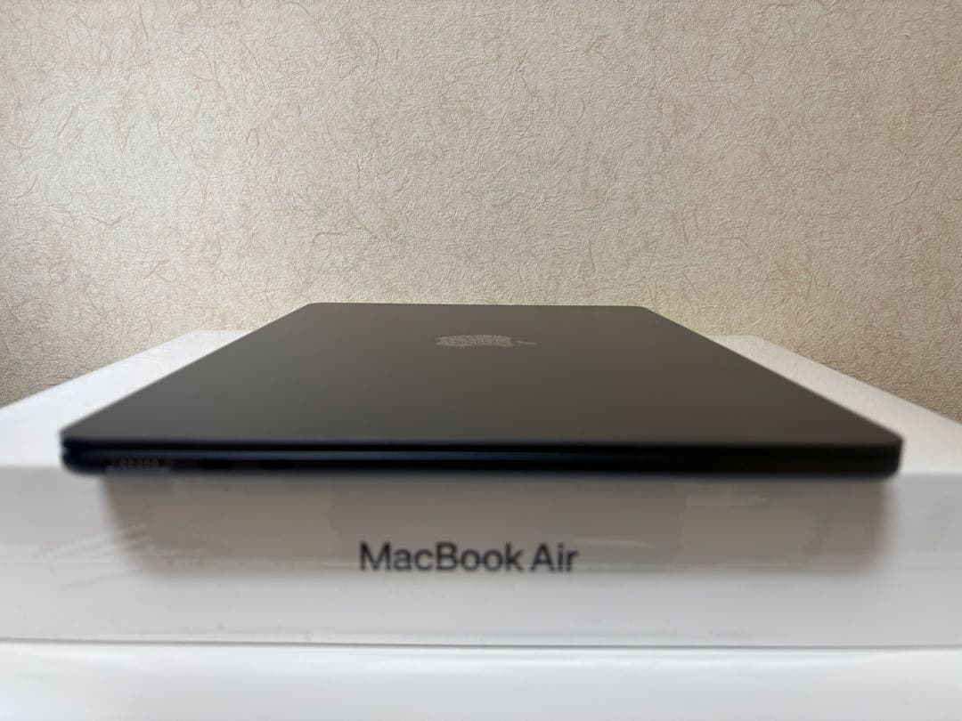M2 MacBook Air 13インチ ミッドナイト (16GB/USキー)