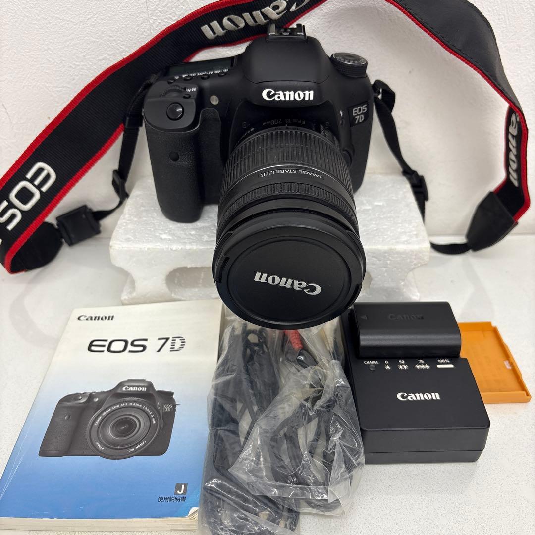 デジタルカメラ Canon EOS 7D EF-S 18-200mm 1:3.5-5-6 IS