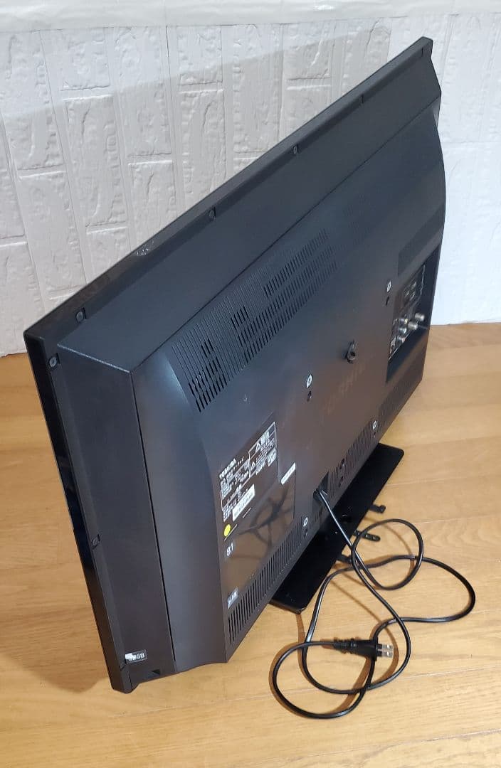 TOSHIBA　 32型　REGZA　液晶テレビ　ゲーム、サブモニターに♪家電