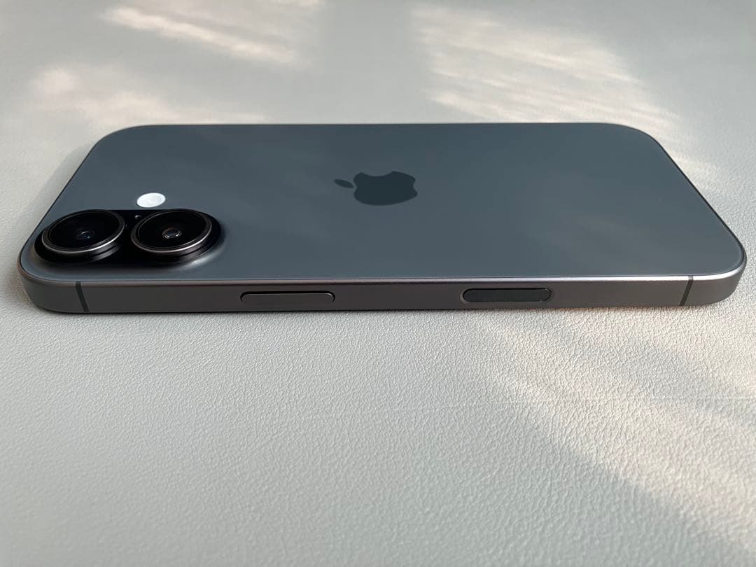 iPhone 17 256GB SIMフリー 美品