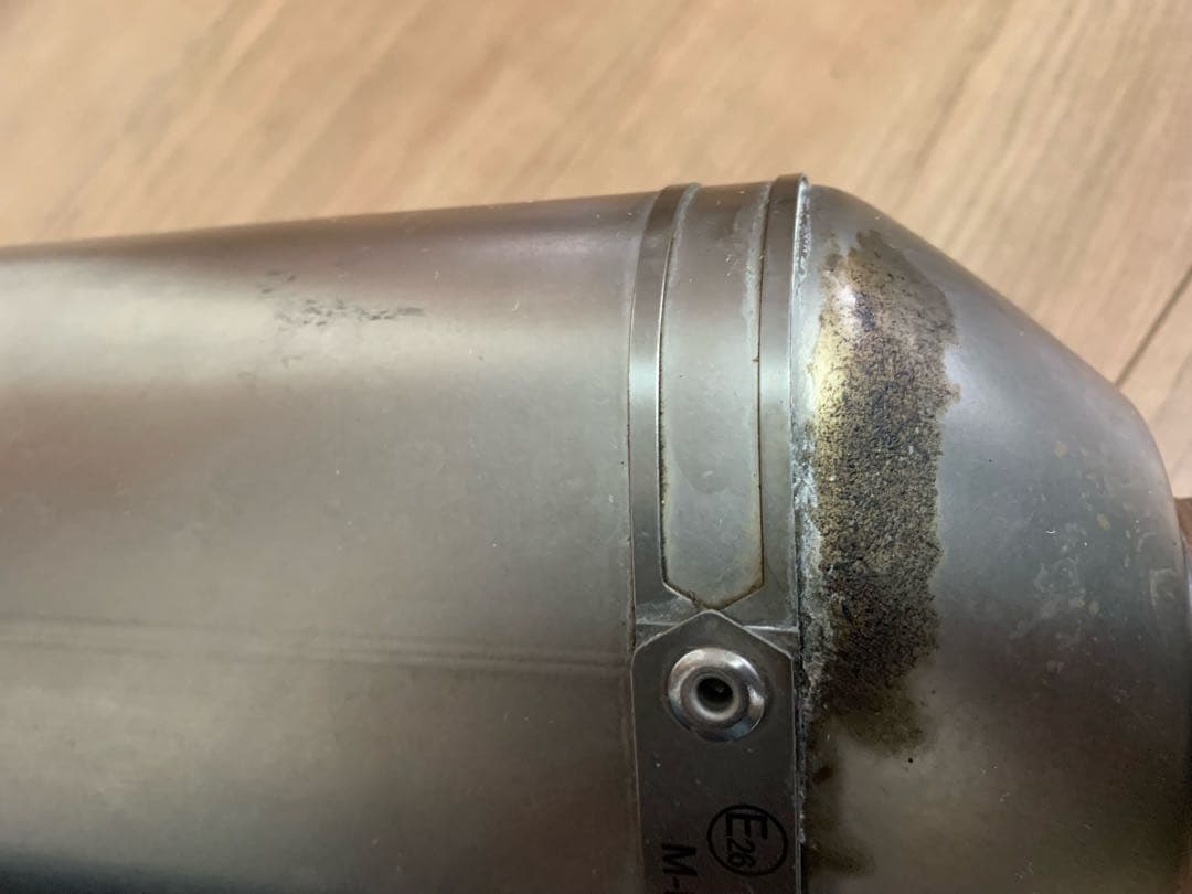 アクラポビッチ スリッポンマフラー