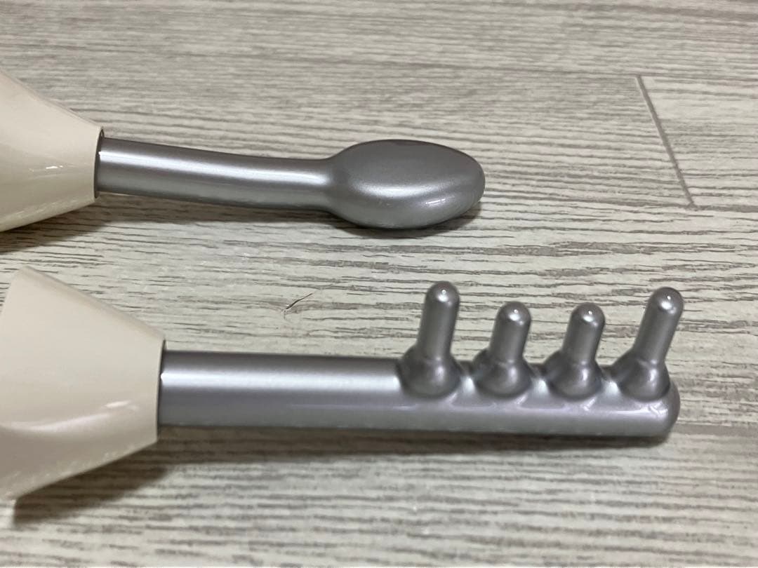 saqina 美顔器 スチーム機能付き　フヨウサキナ　pino