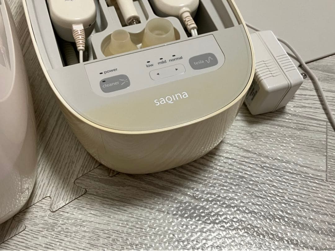 saqina 美顔器 スチーム機能付き　フヨウサキナ　pino