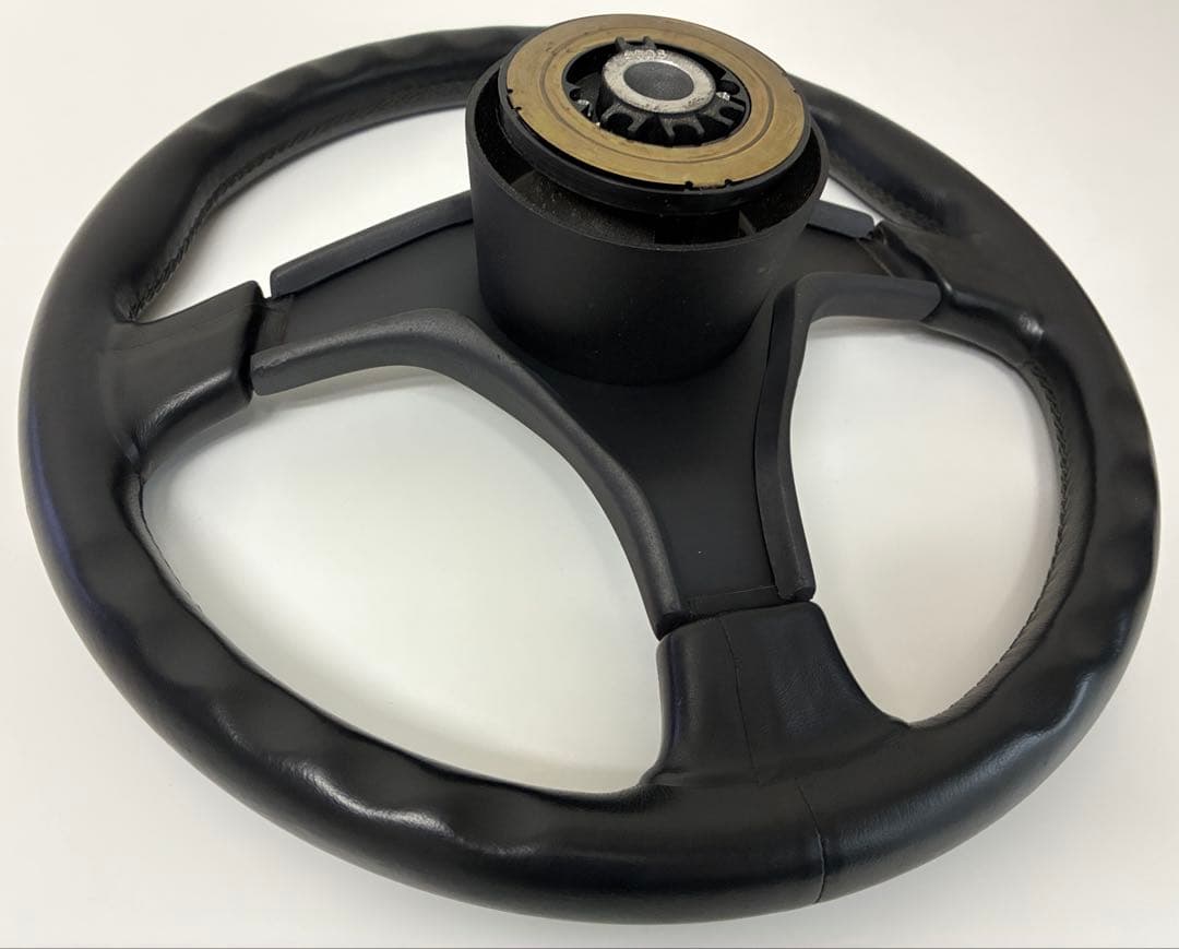 ナルディ NARDI ステアリング ハンドル 36cm/ホーンボタン/MOMO